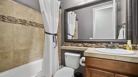 Bath - 2442 E Plum St, Gilbert, AZ 85298 photo 6 of 6