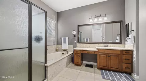 Bath - 2442 E Plum St, Gilbert, AZ 85298 photo 3 of 6