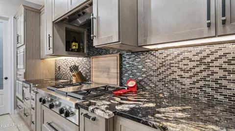 Kitchen - 2442 E Plum St, Gilbert, AZ 85298 photo 6 of 8