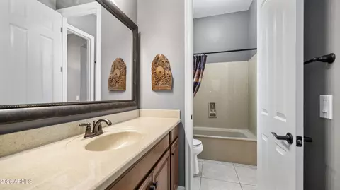 Bath - 2442 E Plum St, Gilbert, AZ 85298 photo 5 of 6