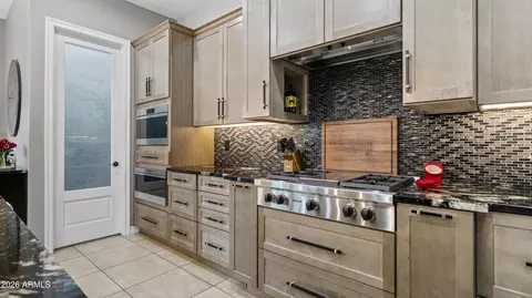 Kitchen - 2442 E Plum St, Gilbert, AZ 85298 photo 5 of 8