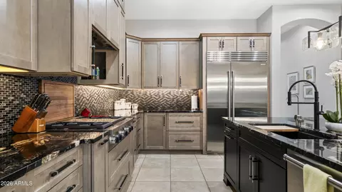 Kitchen - 2442 E Plum St, Gilbert, AZ 85298 photo 7 of 8