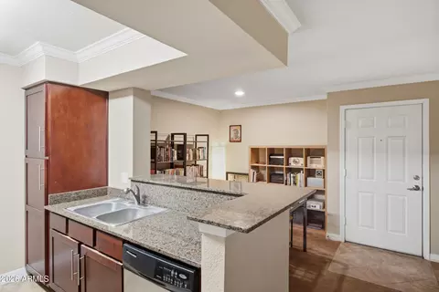 Kitchen - 2025 E Campbell Ave #254, Phoenix, AZ 85016 photo 3 of 3