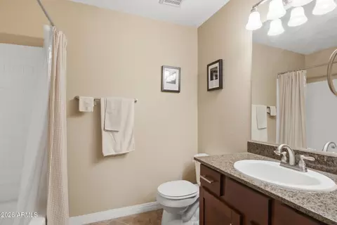 Bath - 2025 E Campbell Ave #254, Phoenix, AZ 85016 photo 3 of 3