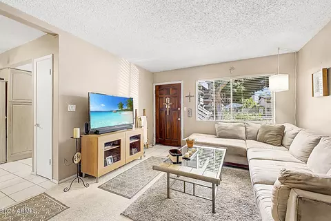 Living - 749 E Montebello Ave #125, Phoenix, AZ 85014 photo 2 of 2