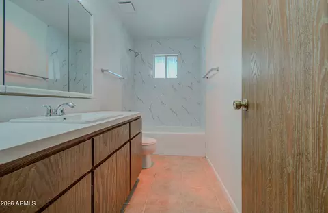 Bath - 4025 E Crescent Ave, Mesa, AZ 85206 photo 4 of 5