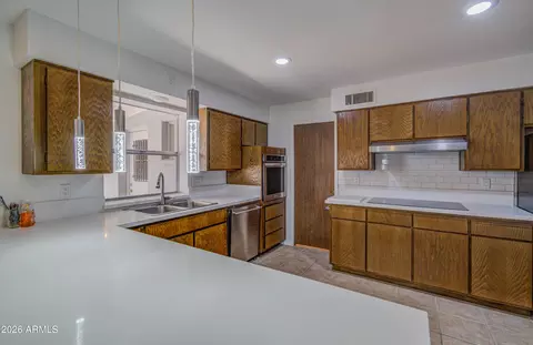 Kitchen - 4025 E Crescent Ave, Mesa, AZ 85206 photo 2 of 4