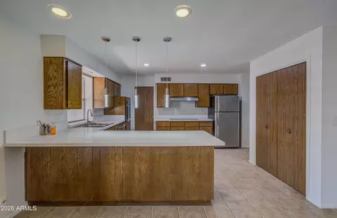 Kitchen - 4025 E Crescent Ave, Mesa, AZ 85206 photo 3 of 4