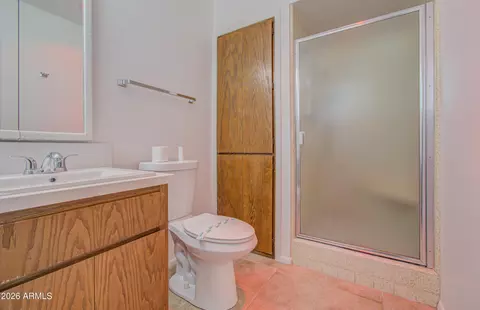 Bath - 4025 E Crescent Ave, Mesa, AZ 85206 photo 1 of 5