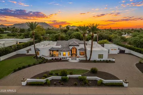 9016 N 60th St, Paradise Valley, AZ 85253