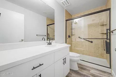 Bath - 4143 E Crescent Ave, Mesa, AZ 85206 photo 3 of 3
