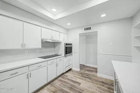 Kitchen - 4143 E Crescent Ave, Mesa, AZ 85206 photo 1 of 4