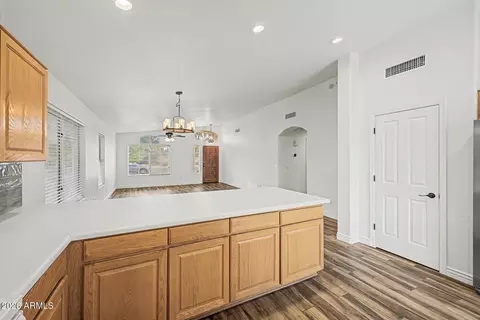 Kitchen - 3545 E Utopia Rd, Phoenix, AZ 85050 photo 3 of 3