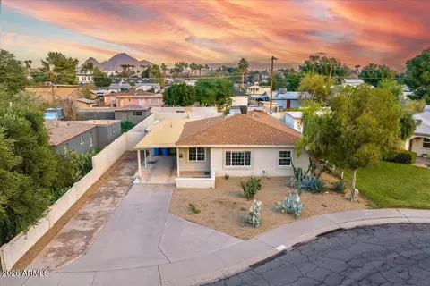 View/Area - 4325 N 19th Pl, Phoenix, AZ 85016 photo 1 of 5