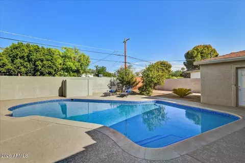 Exterior - 4325 N 19th Pl, Phoenix, AZ 85016 photo 3 of 3