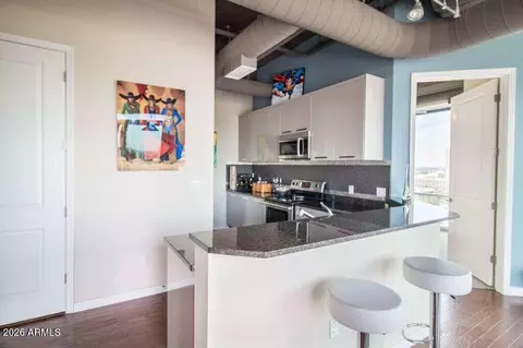 Kitchen - 1 E Lexington Ave #1004, Phoenix, AZ 85012 photo 2 of 4