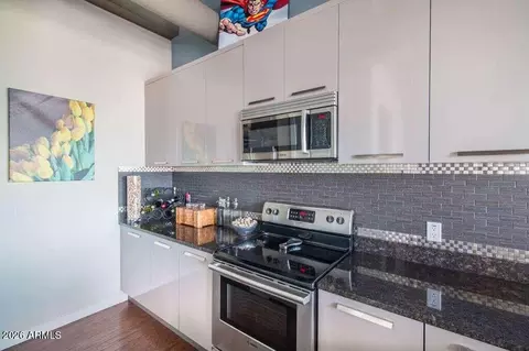 Kitchen - 1 E Lexington Ave #1004, Phoenix, AZ 85012 photo 4 of 4