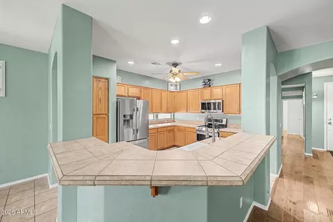 Kitchen - 4304 E Del Rio St, Gilbert, AZ 85295 photo 1 of 3