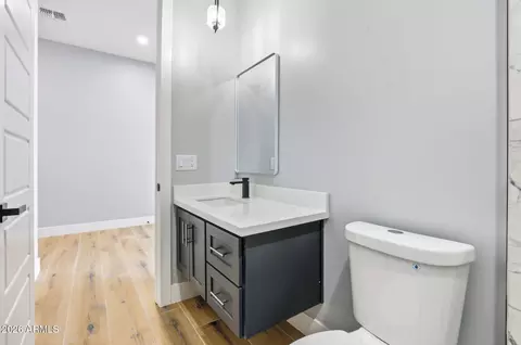 Bath - 415 S Robert Rd S, Tempe, AZ 85281 photo 2 of 13
