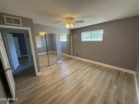 Bedroom - 815 E Cavalier Dr, Phoenix, AZ 85014 photo 1 of 6