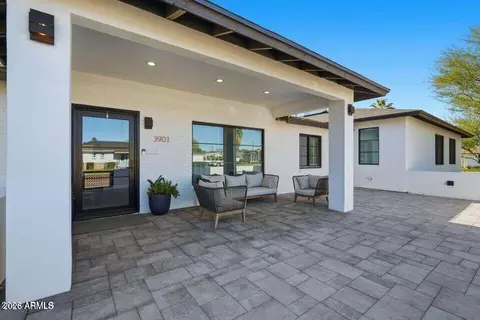 Exterior - 3901 E Weldon Ave, Phoenix, AZ 85018 photo 6 of 9