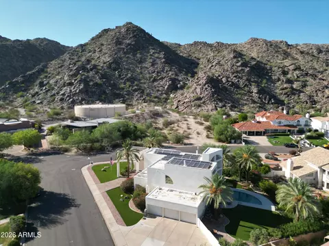View/Area - 3307 E Kachina Dr, Phoenix, AZ 85044 photo 3 of 5