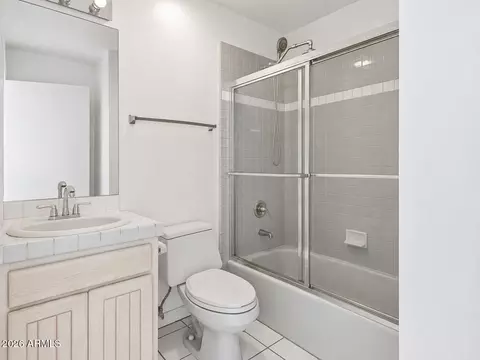 Bath - 3307 E Kachina Dr, Phoenix, AZ 85044 photo 2 of 2