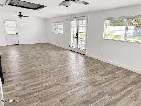 Living - 2220 E Heatherbrae Dr, Phoenix, AZ 85016 photo 3 of 3
