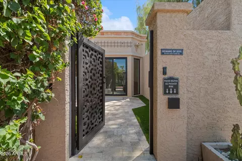 8401 N 84th Pl, Scottsdale, AZ 85258