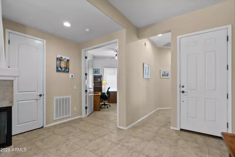 Entry Way - 4481 E Blue Spruce Ln, Gilbert, AZ 85298 photo 2 of 3