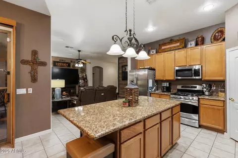 Kitchen - 8710 E Hobart St, Mesa, AZ 85207 photo 5 of 5