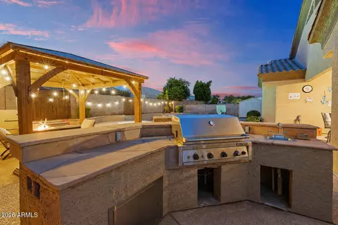 Exterior - 8710 E Hobart St, Mesa, AZ 85207 photo 5 of 10