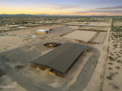 46629 W Luray Rd, Wickenburg, AZ 85390