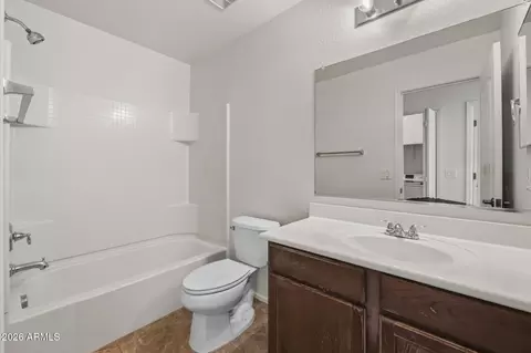 Bath - 4069 E Tyson St, Gilbert, AZ 85295 photo 3 of 4
