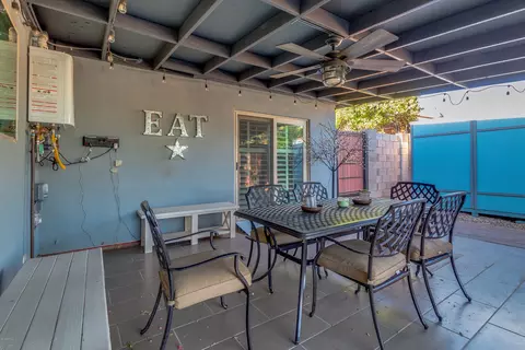 Exterior - 813 E Glendale Ave, Phoenix, AZ 85020 photo 7 of 11