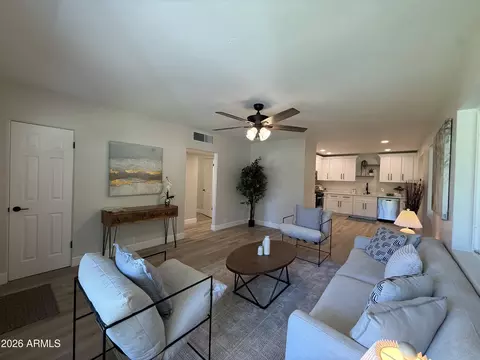 Living - 3005 E Hubbell St, Phoenix, AZ 85008 photo 2 of 2