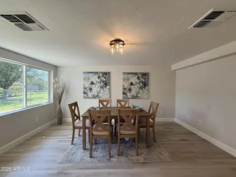 Dining - 3005 E Hubbell St, Phoenix, AZ 85008 photo 2 of 2
