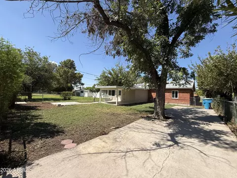 Exterior - 3005 E Hubbell St, Phoenix, AZ 85008 photo 3 of 5