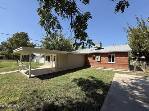 Exterior - 3005 E Hubbell St, Phoenix, AZ 85008 photo 4 of 5