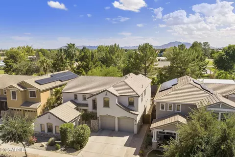 View/Area - 3683 E Phelps St, Gilbert, AZ 85295 photo 4 of 9