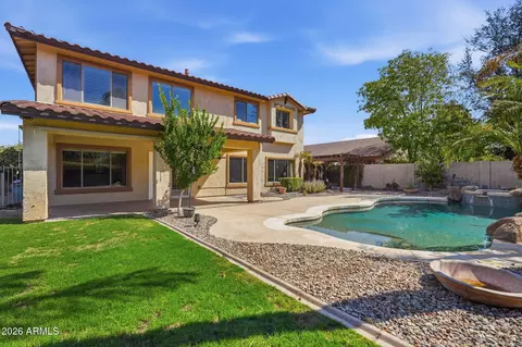 Exterior - 4481 E Lantern Pl, Gilbert, AZ 85297 photo 4 of 10