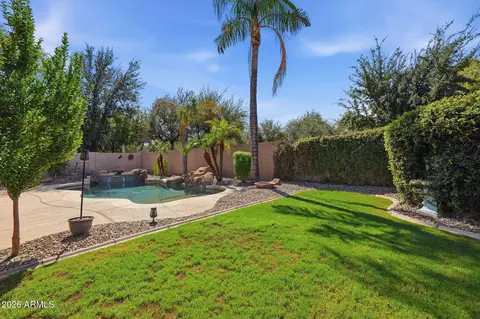 Exterior - 4481 E Lantern Pl, Gilbert, AZ 85297 photo 6 of 10