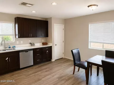1947 E Raymond St, Phoenix, AZ 85040 photo 3