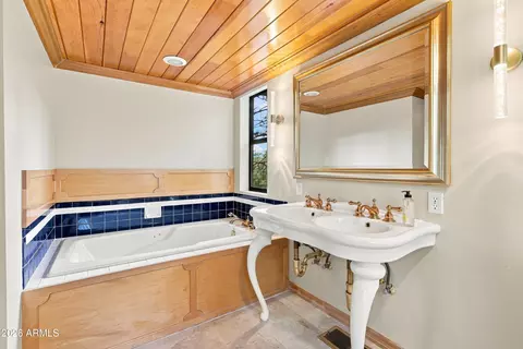 Bath - 5237 N Dime Dr, Pine, AZ 85544 photo 3 of 3