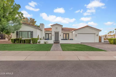 8032 E Del Laton Dr, Scottsdale, AZ 85258