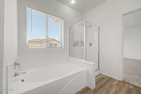 Bath - 9446 W Berkeley Rd, Phoenix, AZ 85037 photo 1 of 2