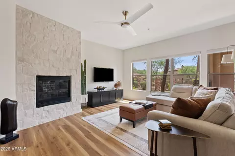 19700 N 76th St #1149, Scottsdale, AZ 85255