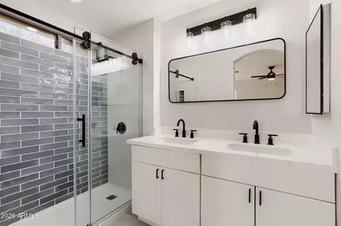 Bath - 9841 E Forge Ave, Mesa, AZ 85208 photo 1 of 5