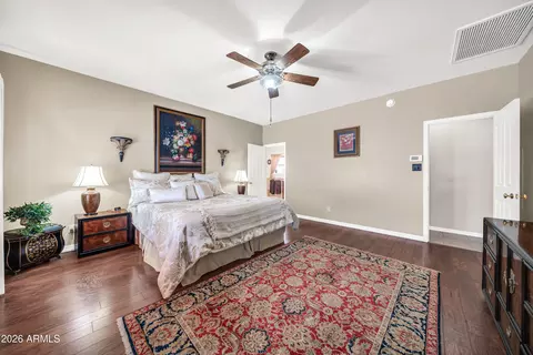 Bedroom - 258 W Yearling Rd, Phoenix, AZ 85085 photo 4 of 6