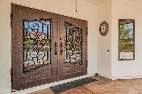 Entry Way - 258 W Yearling Rd, Phoenix, AZ 85085 photo 4 of 4
